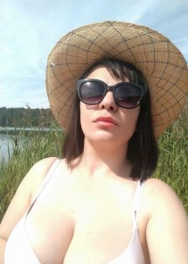 Фото проститутки Виктория №2 в городе Усолье-Сибирское